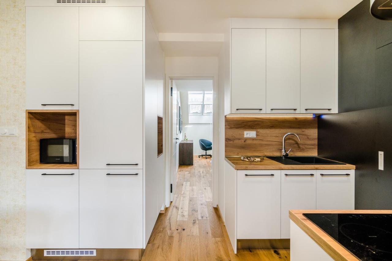 Prague Days - Premium Loft W Terrace - View - Netflix - Ac Apartment Luaran gambar