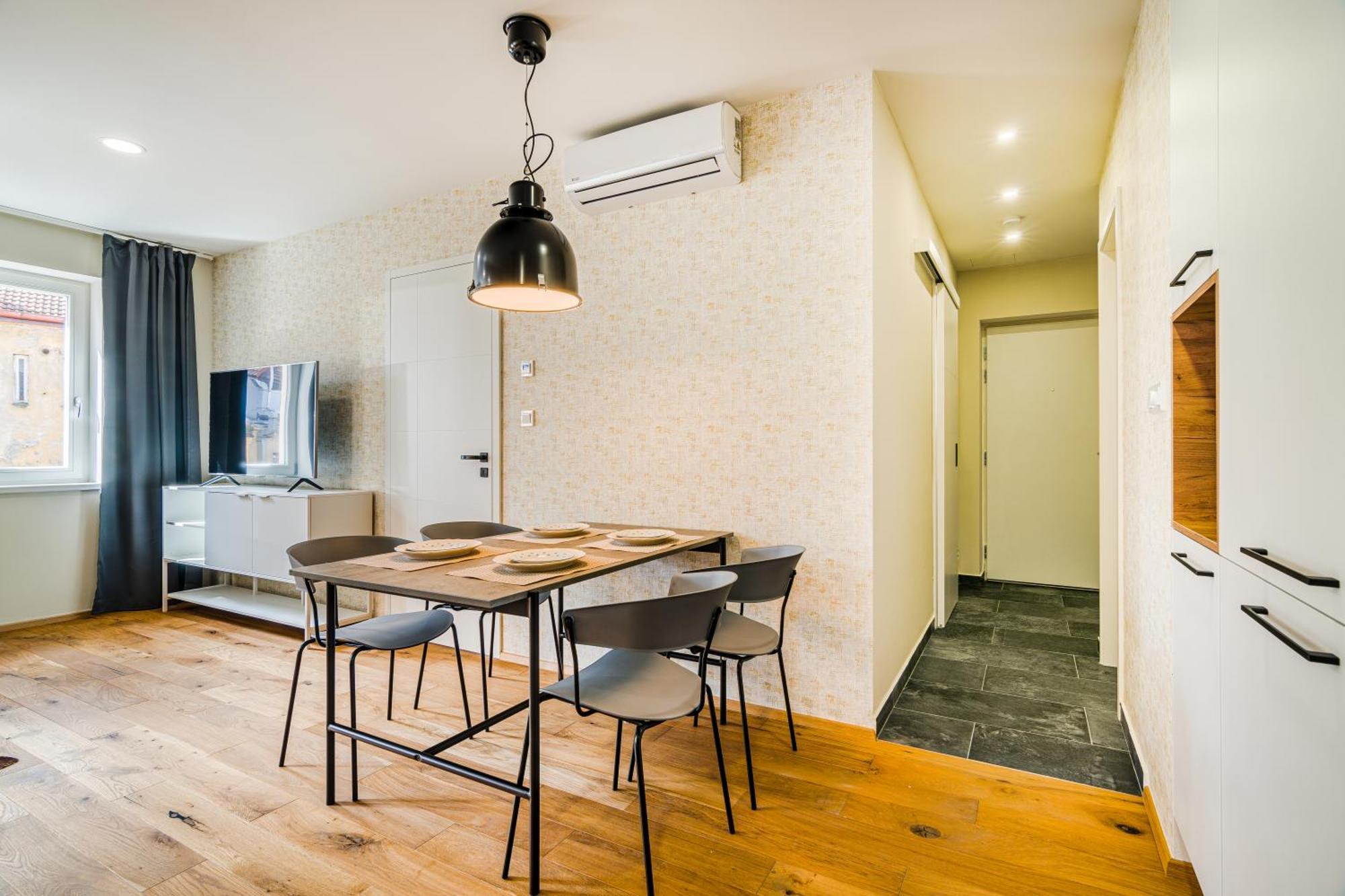 Prague Days - Premium Loft W Terrace - View - Netflix - Ac Apartment Luaran gambar
